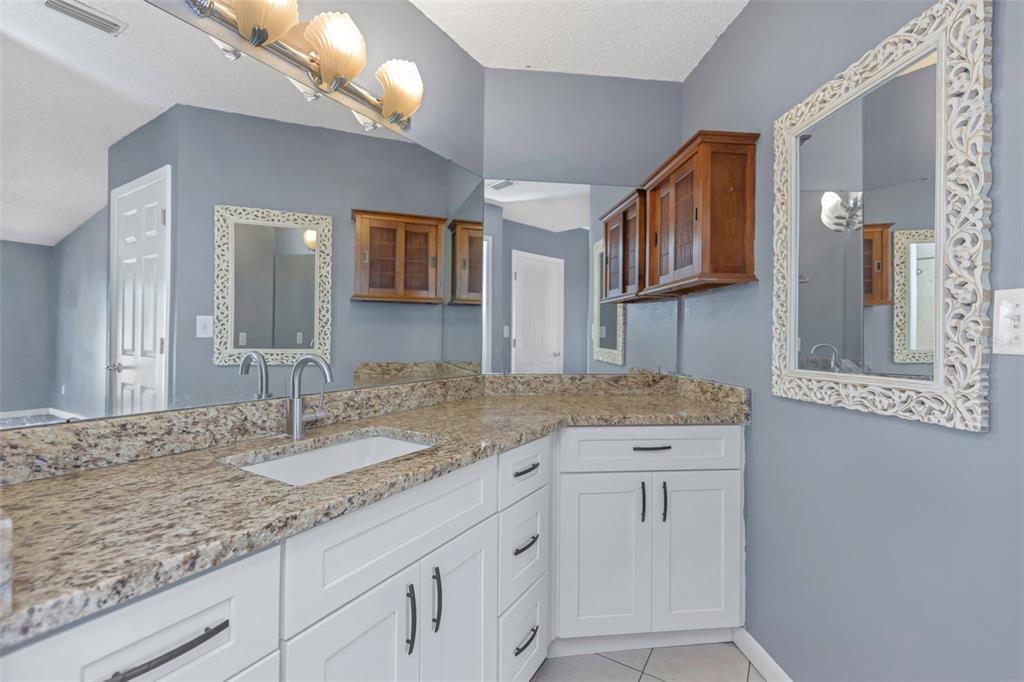 747 Brook Street Northeast Largo, FL 33770 - Photo 20 of 72