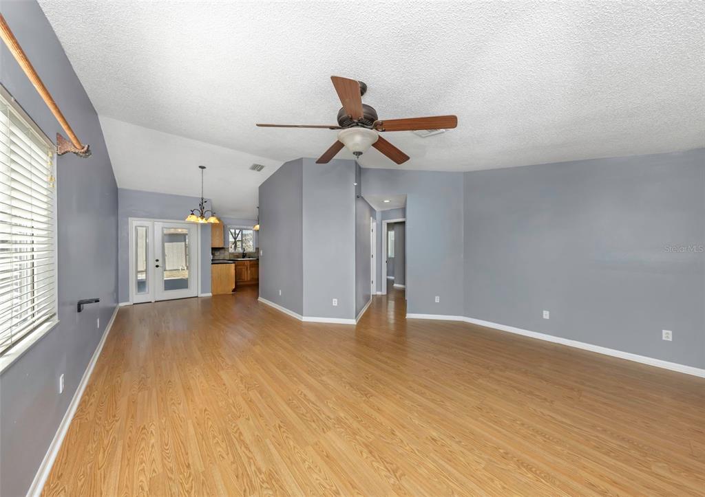 747 Brook Street Northeast Largo, FL 33770 - Photo 5 of 72