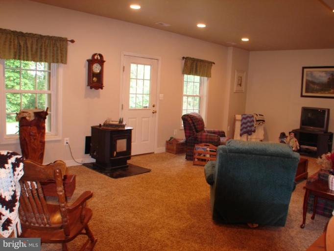 12116 Fawn Ridge Road Linden, VA 22642 - Photo 13 of 16 Family Room #2