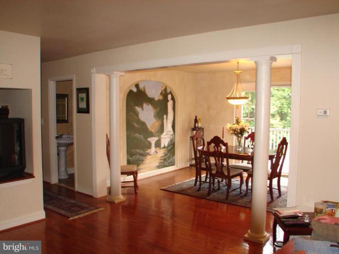 12116 Fawn Ridge Road Linden, VA 22642 - Photo 9 of 16 Dining Room #3