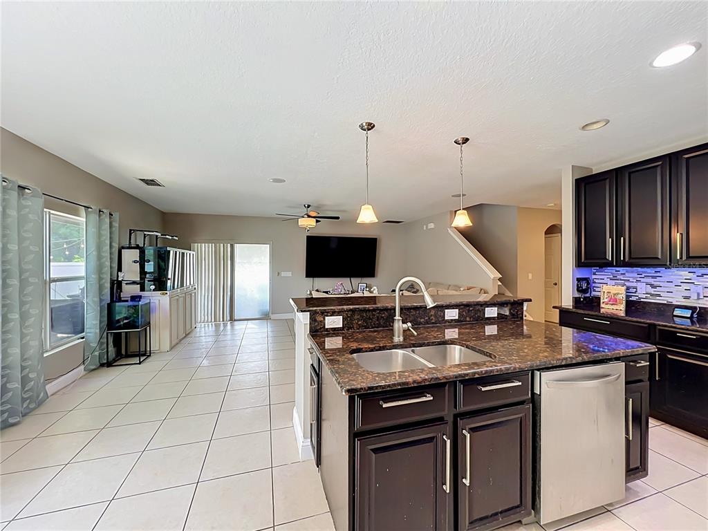10672 Cabbage Tree Loop Orlando, FL 32825 - Photo 23 of 86