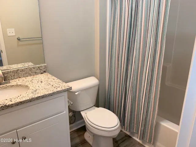 $200,000 | 1240 Cross Creek Circle, Unit 5, Greenville, NC 27834