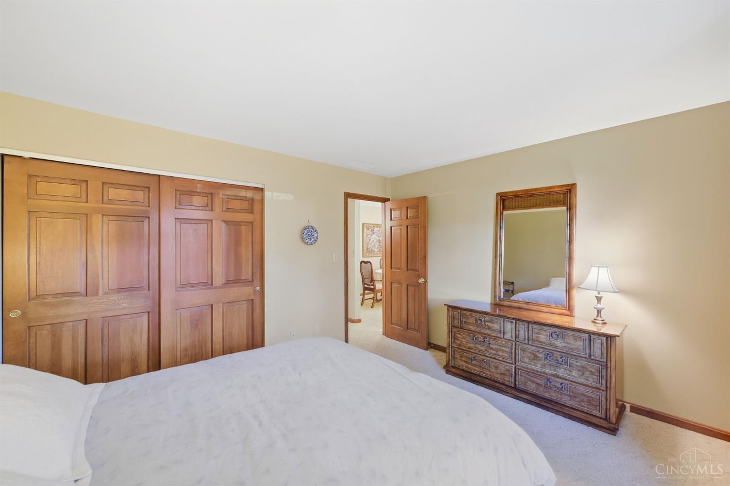 9044 Winton Road, Unit 4 Cincinnati, OH 45231 - Photo 18 of 34 Gallery Image 18