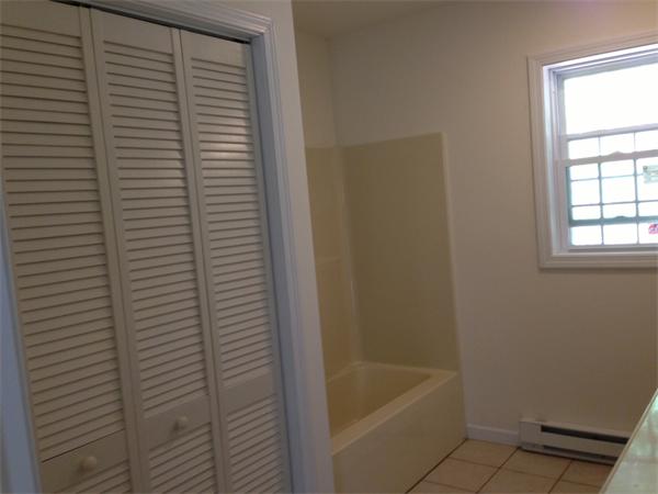 92 Cottage Street Athol, MA 01331 - Photo 4 of 4 Gallery Image 4