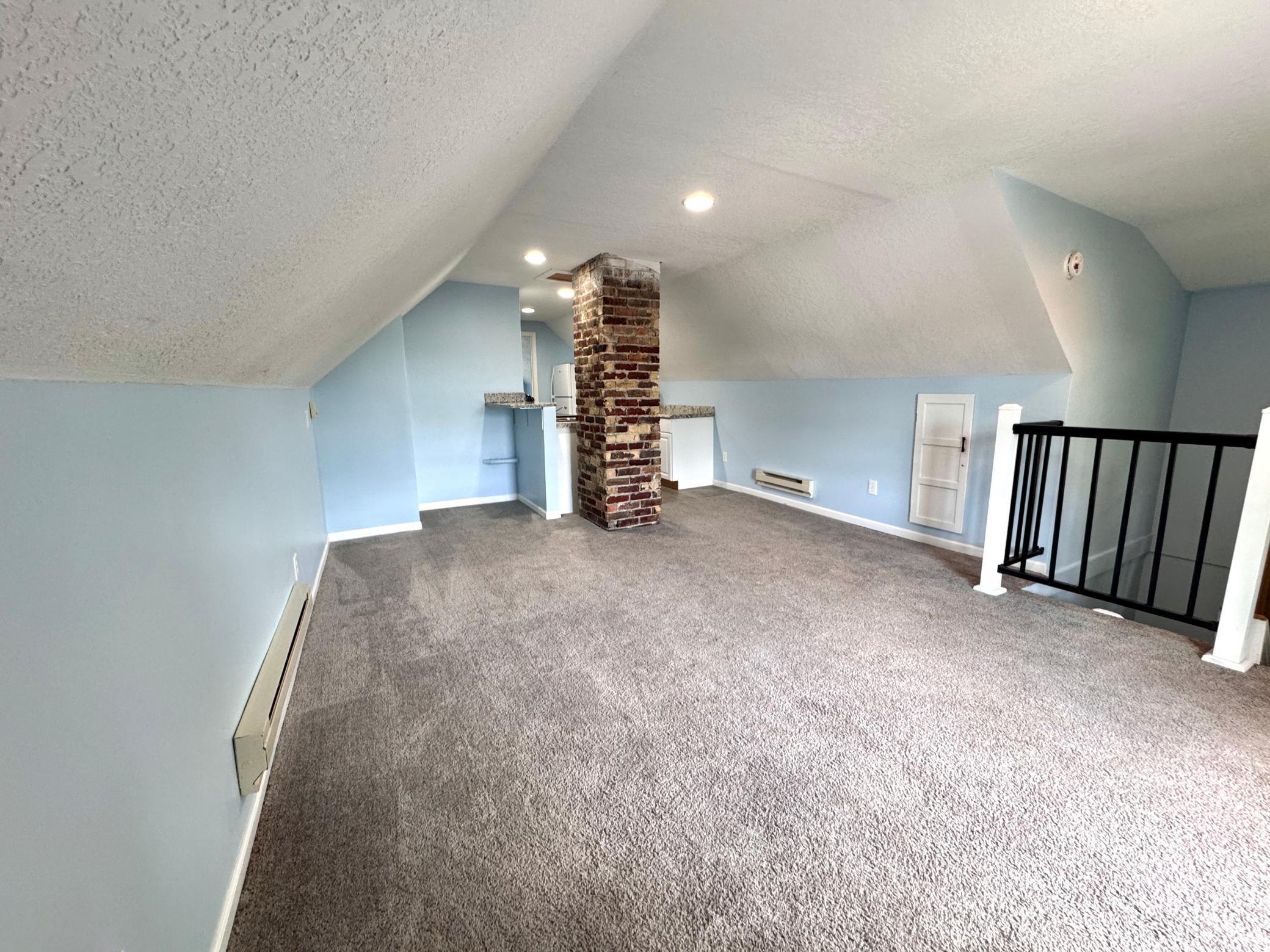 3408 3rd Avenue South, Unit UPPER LEVEL Minneapolis, MN 55408 - Photo 2 of 9