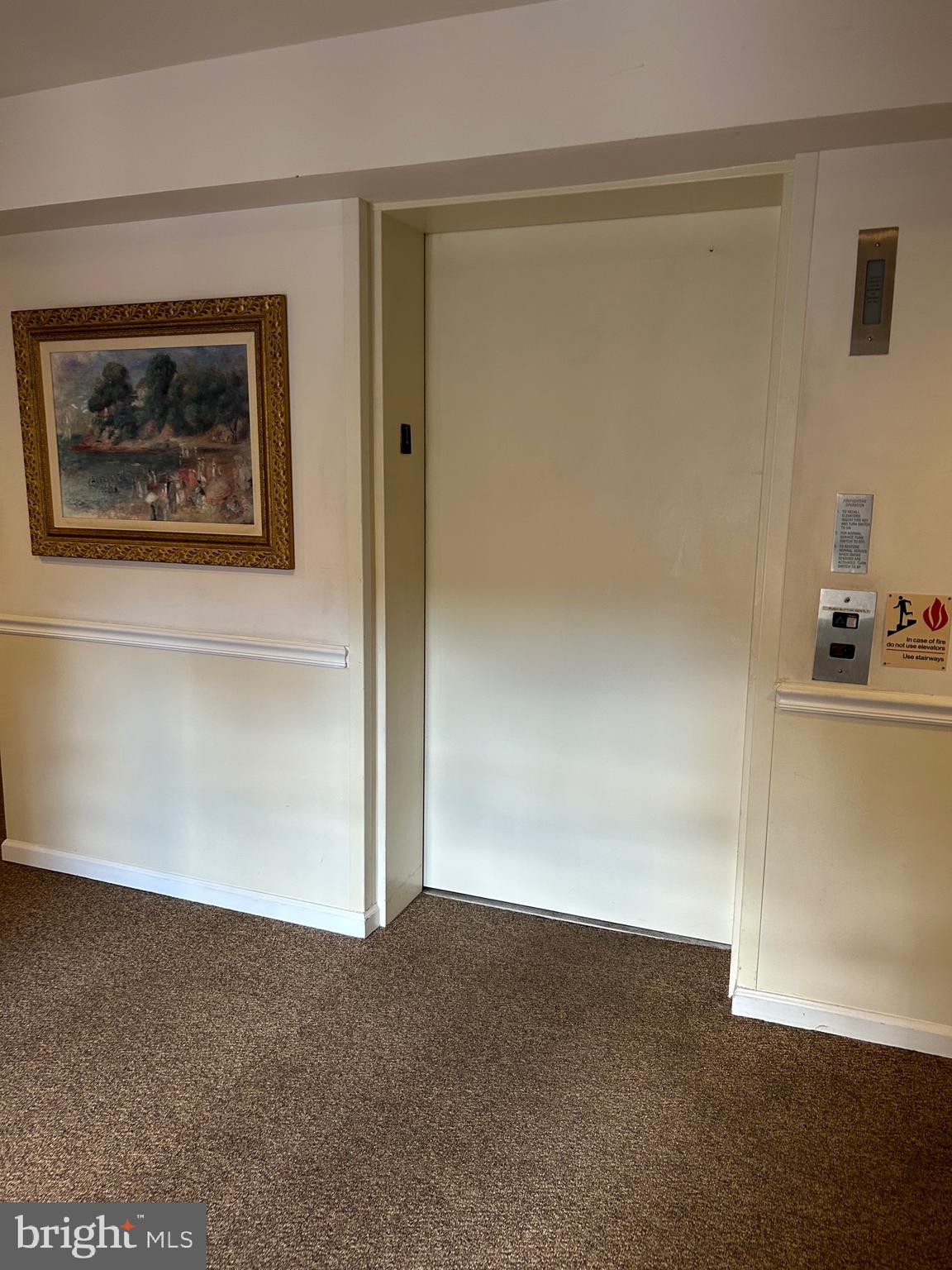 1201 Independence Way Newark, DE 19713 - Photo 6 of 24 a view of a hallway