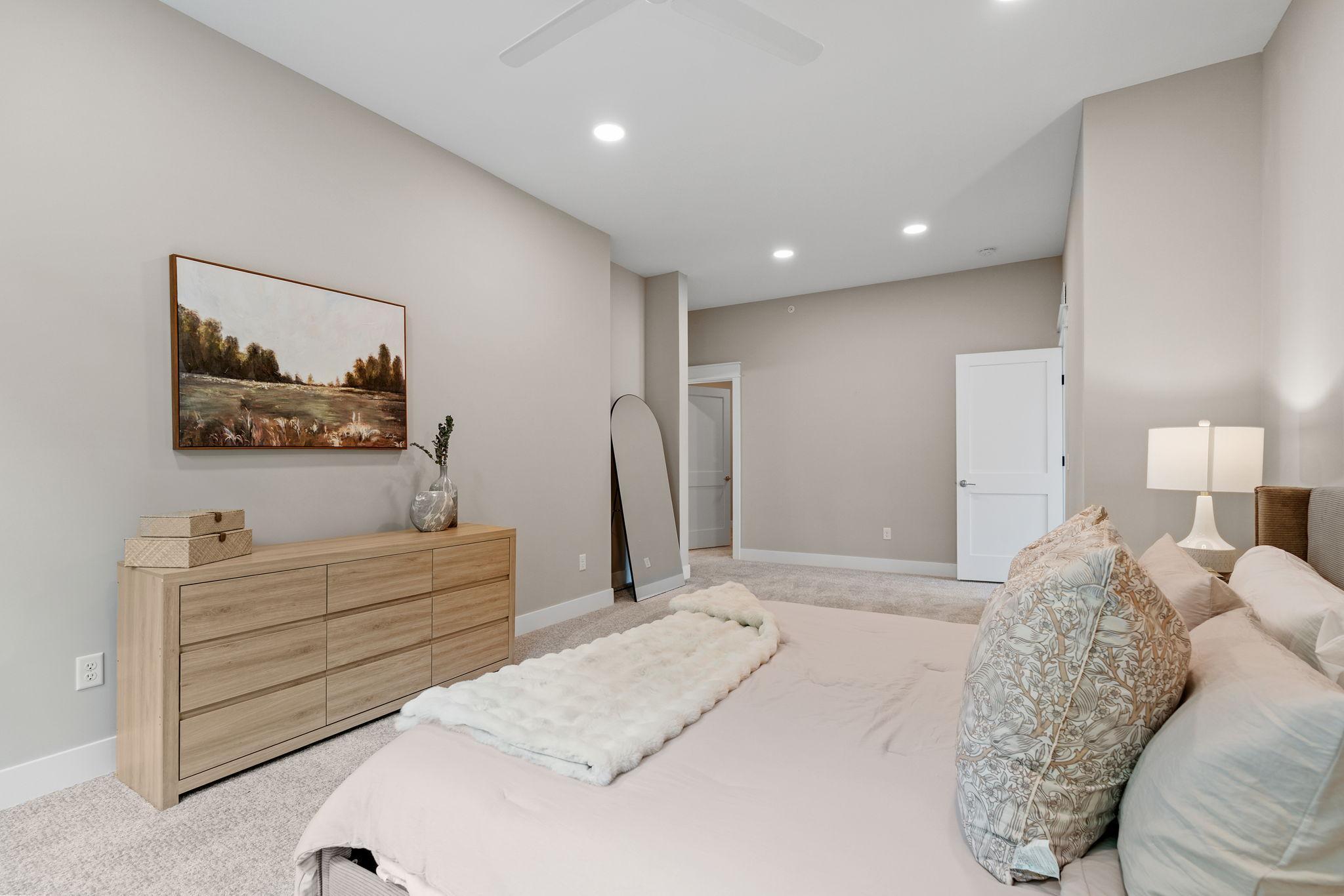 5754 Shady Oak Road, Unit 1 Minnetonka, MN 55343 - Photo 25 of 44 Gallery Image 25