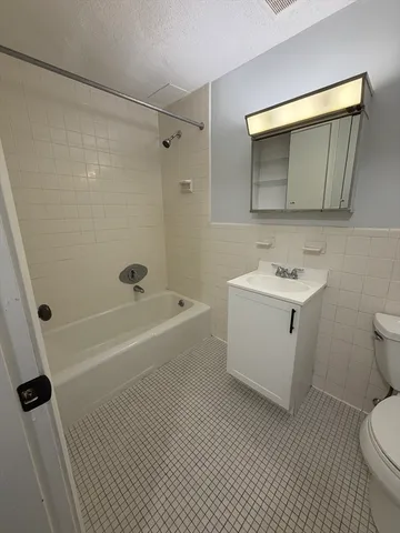 $1,950 | 85 Trapelo Road, Unit 41, Waltham, MA 02452