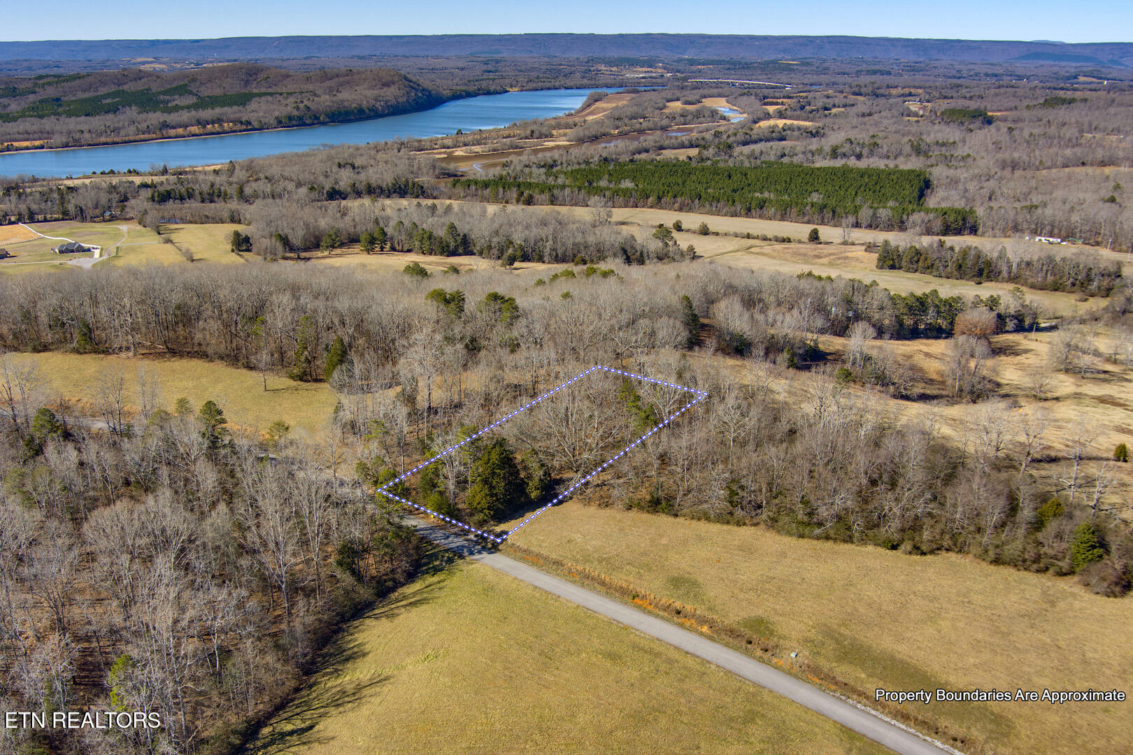 The Gates Drive, Unit 61 Decatur, TN 37322 - Photo 6 of 14 06_TheGatesDive_Lot61_Birdseye_N-NW