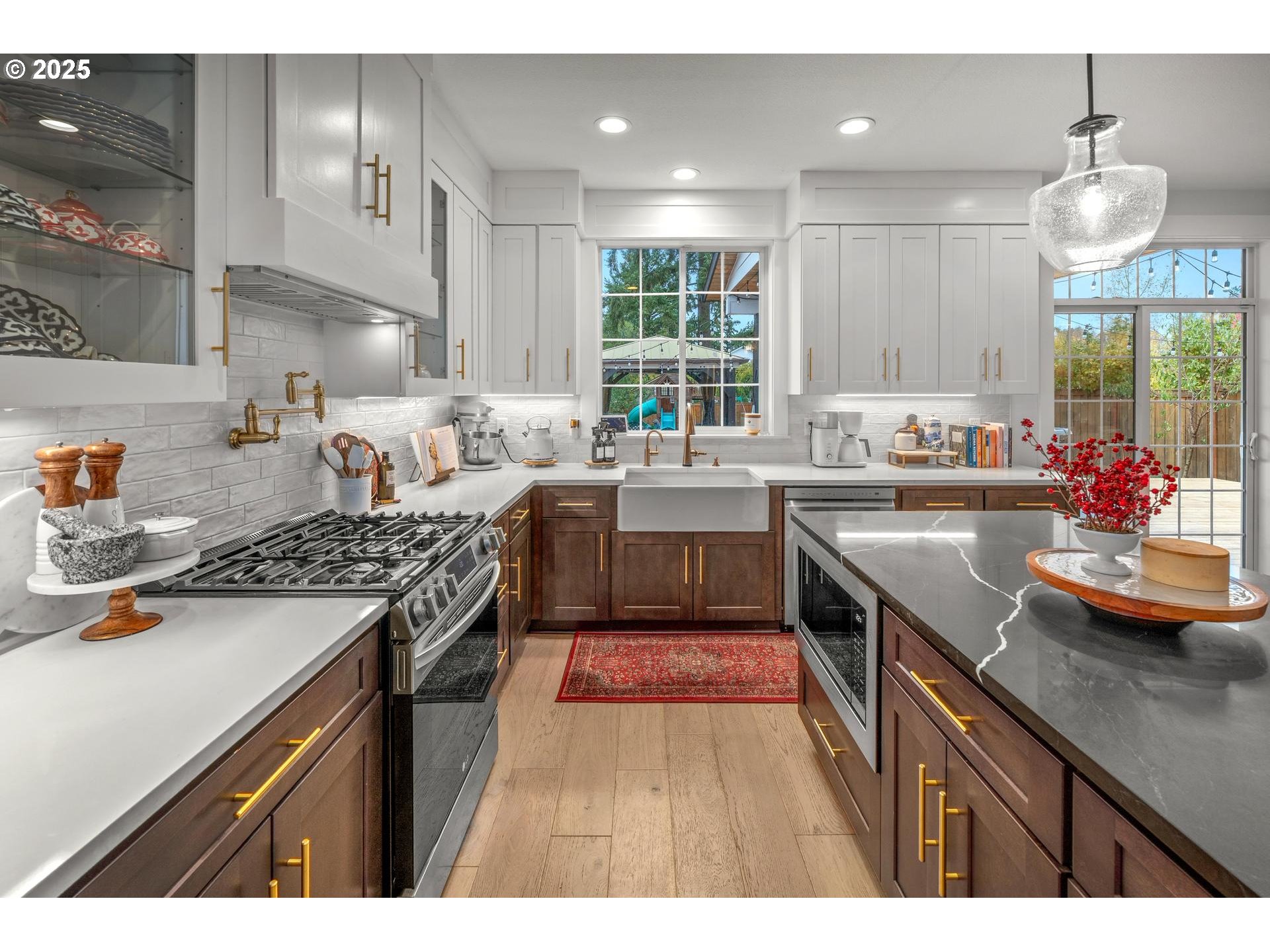 7849 Southwest Birch Street Portland, OR 97223 - Photo 13 of 42 Kitchen