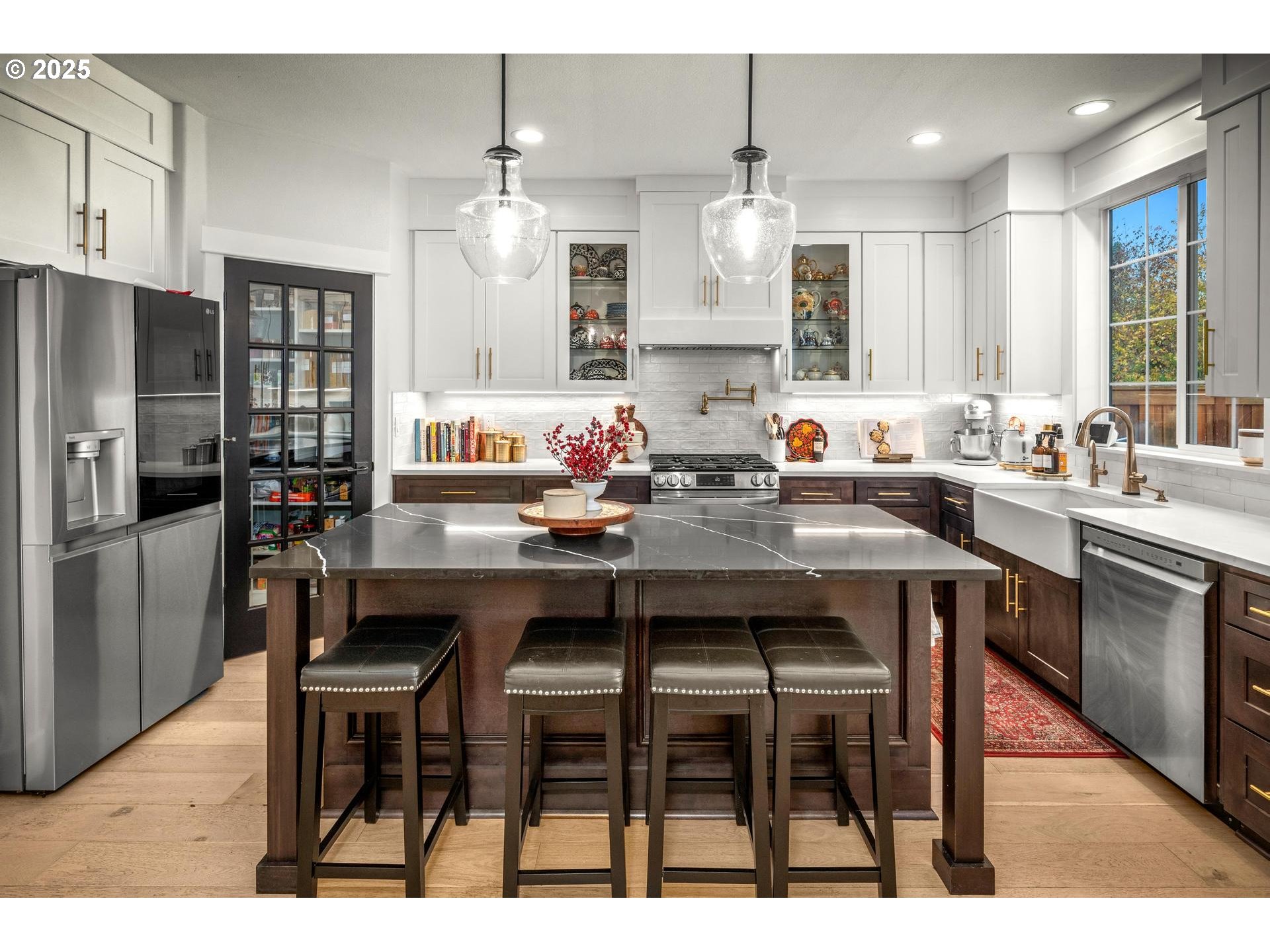 7849 Southwest Birch Street Portland, OR 97223 - Photo 15 of 42 Family Room