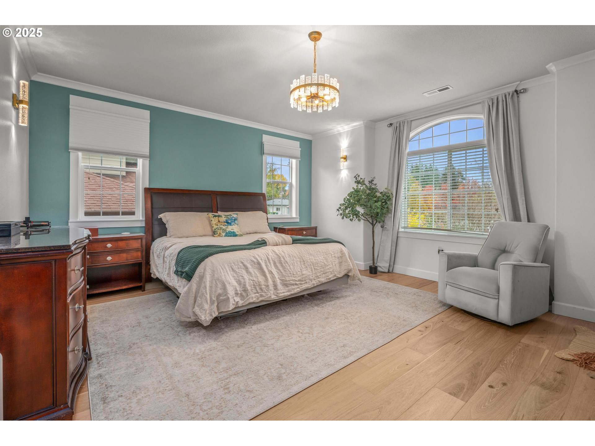 7849 Southwest Birch Street Portland, OR 97223 - Photo 23 of 42 Bathroom, Attached