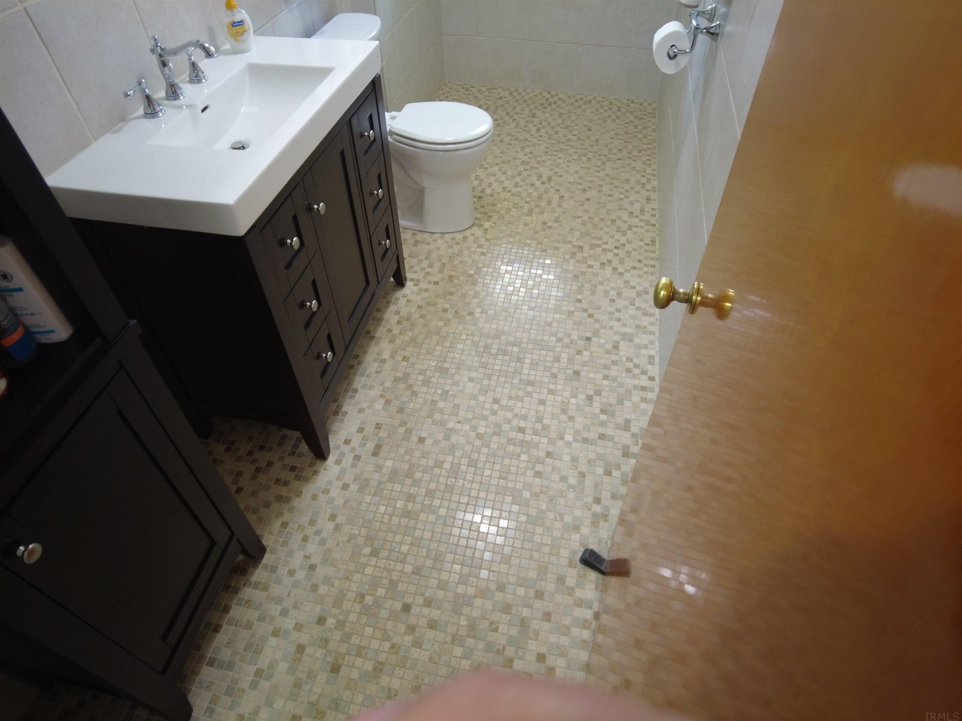 3829 Tunnelton Road Bedford, IN 47421 - Photo 18 of 23
