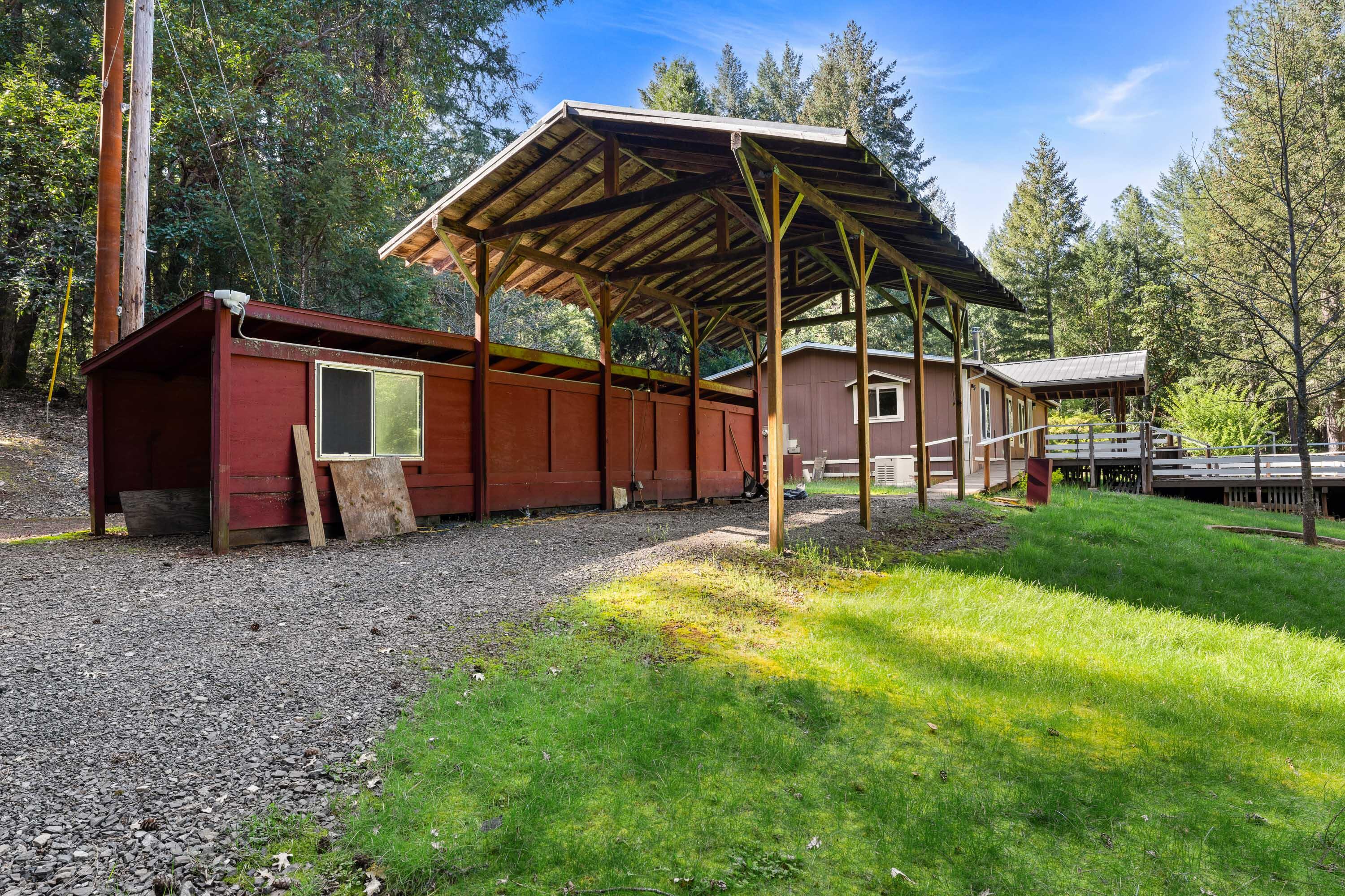 332 Bull Creek Road Grants Pass, OR 97527 - Photo 28 of 46 Gallery Image 28