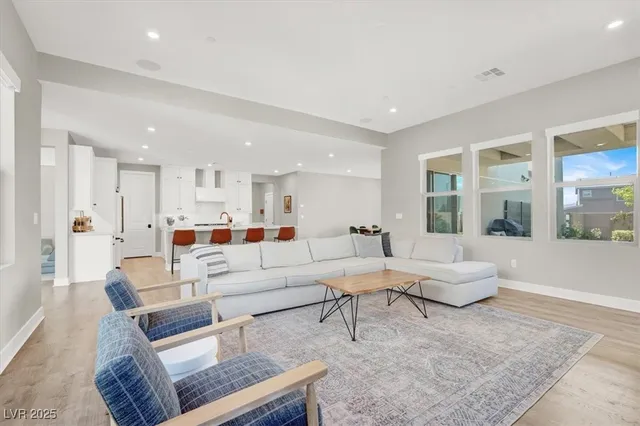 $989,900 | 2658 Catania Street, Henderson, NV 89044