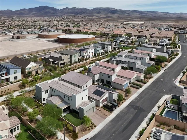 $989,900 | 2658 Catania Street, Henderson, NV 89044