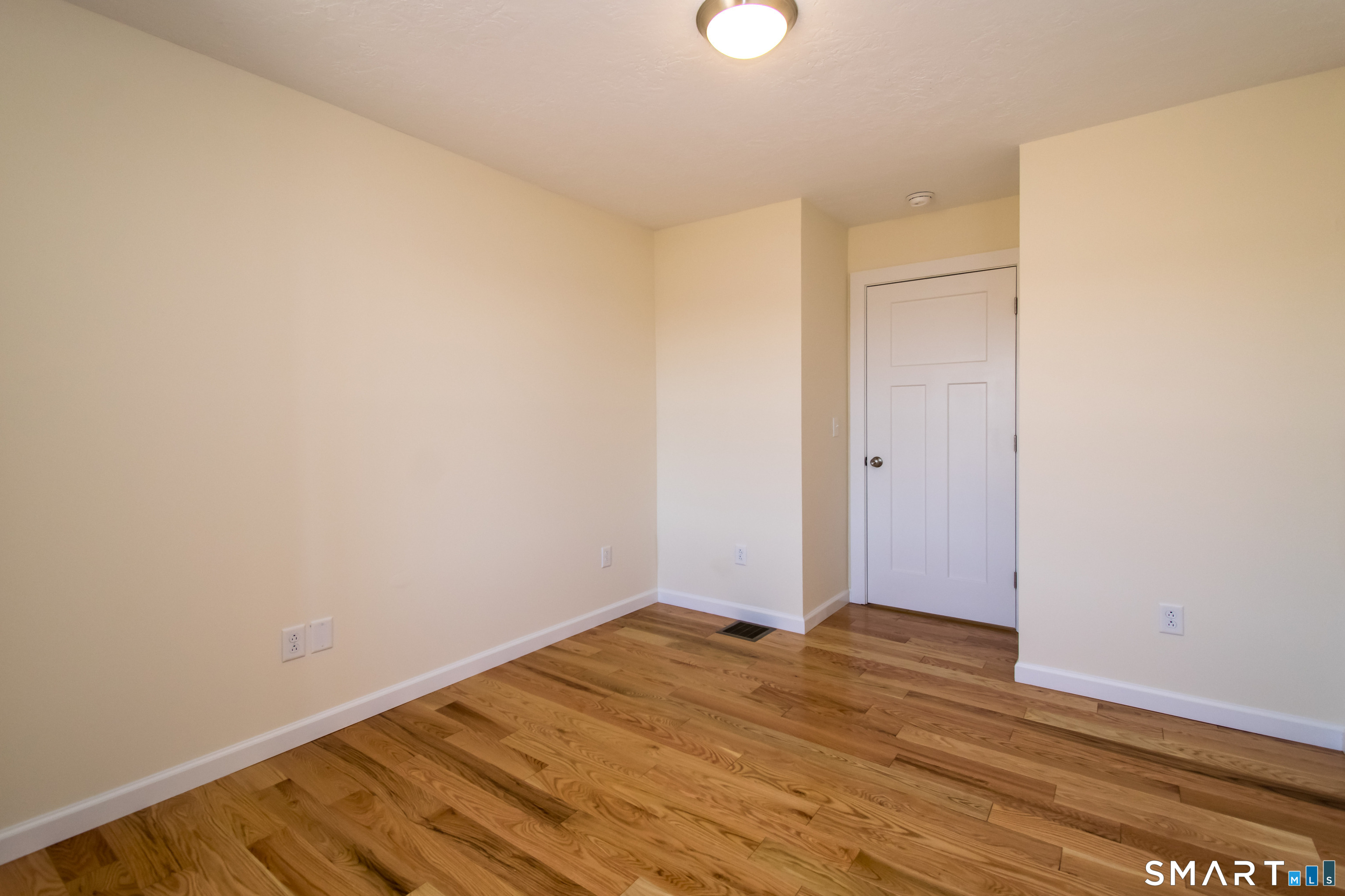 318 Capen Street Windsor, CT 06095 - Photo 20 of 30 a view of room