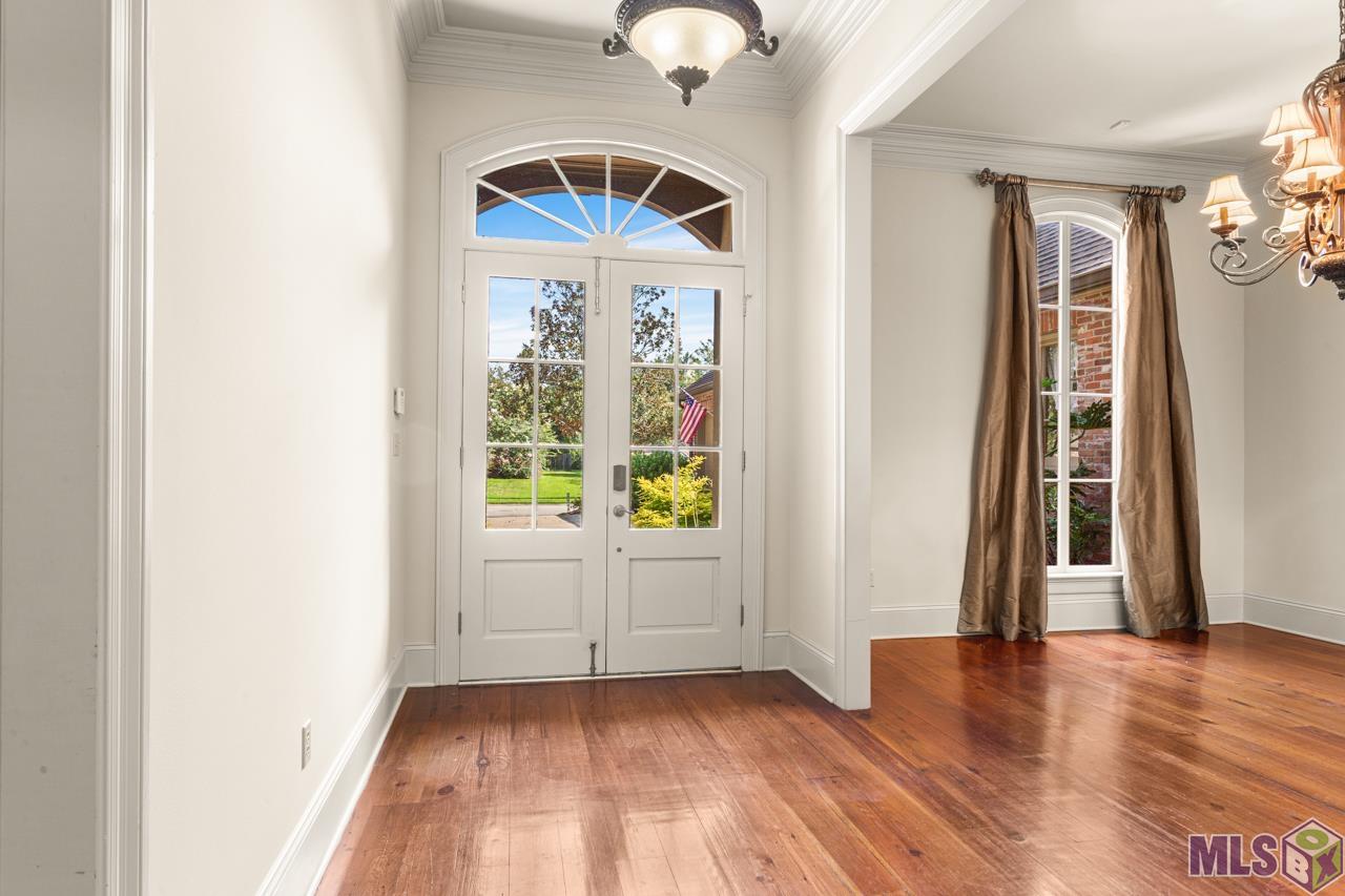 3018 Tradition Avenue Baton Rouge, LA 70810 - Photo 2 of 30