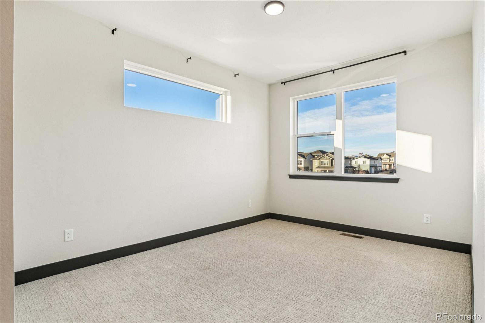 5980 North Perth Street Aurora, CO 80019 - Photo 32 of 49