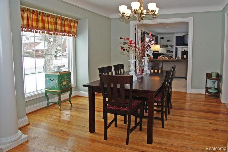 1178 Devonshire Road Grosse Pointe, MI 48230 - Photo 4 of 25 DSC00143