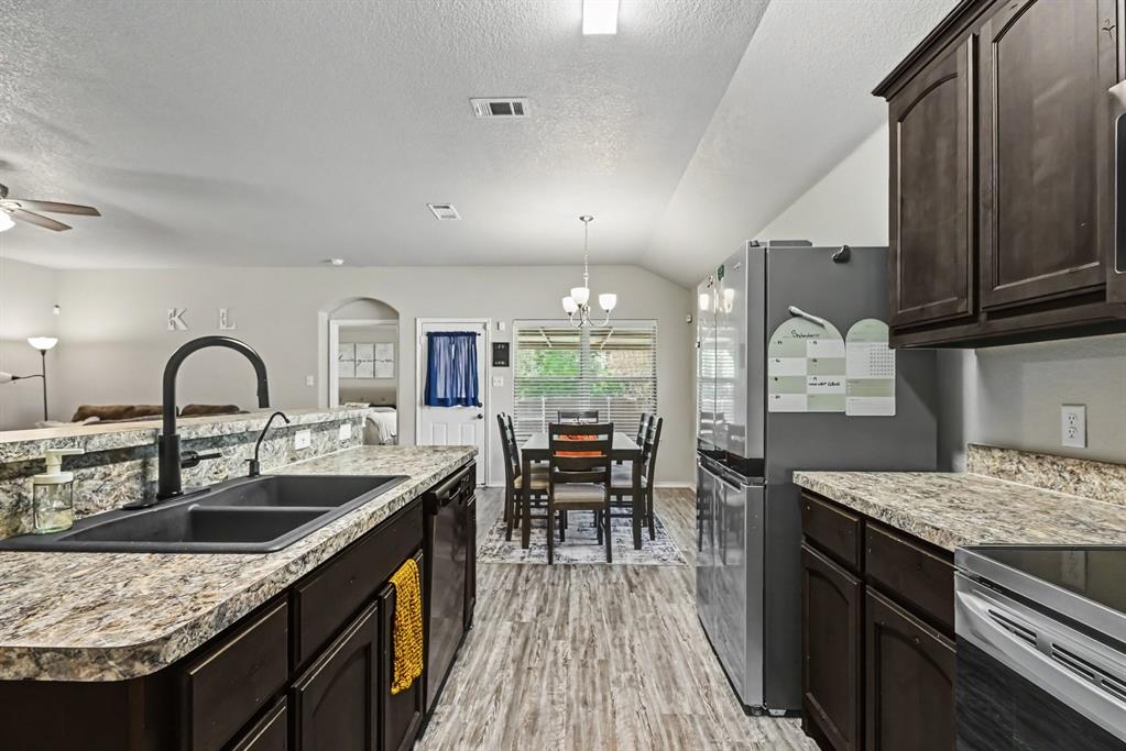 249 Walnut Bend Road Springtown, TX 76082 - Photo 11 of 29 Gallery Image 11