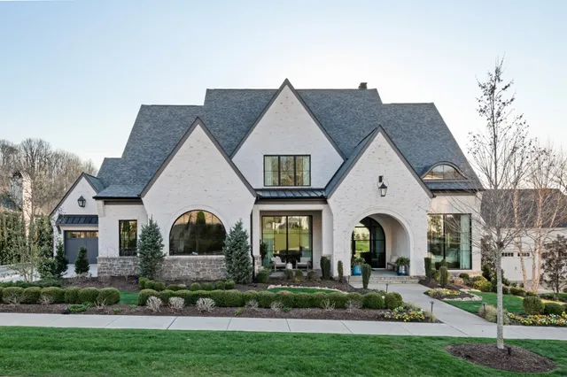 $3,700,000 | 8146 Heirloom Boulevard, College Grove, TN 37046