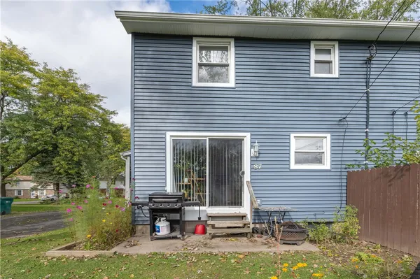 $1,425 | 87 Moxon Drive, Greece, NY 14612