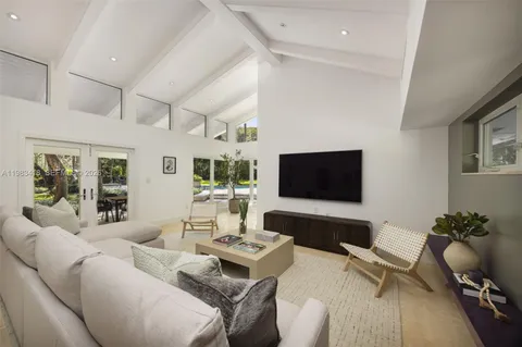 $16,900,000 | 9000 Arvida Drive, Coral Gables, FL 33156