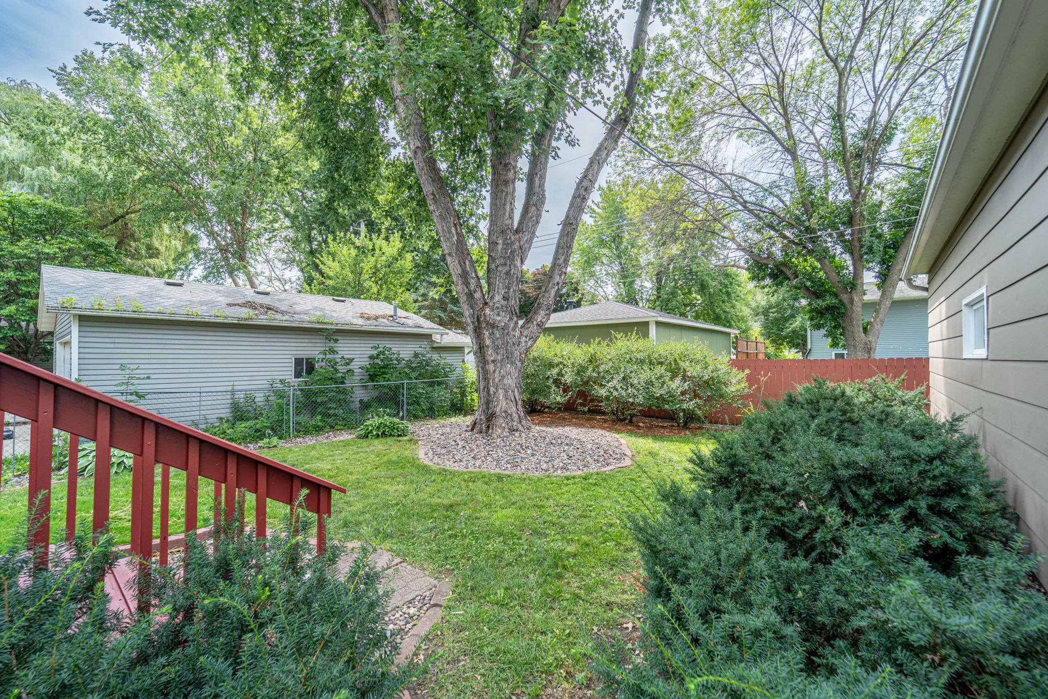 1902 43rd Street Northwest Rochester, MN 55901 - Photo 21 of 26