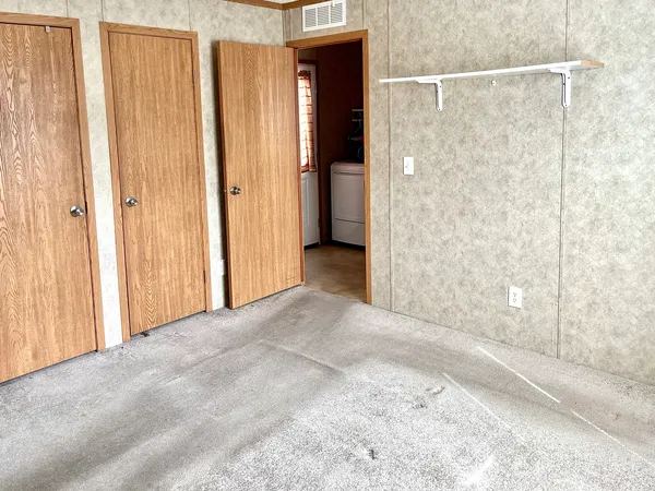 $39,000 | 617 6th Street, Bloomington, IL 61704