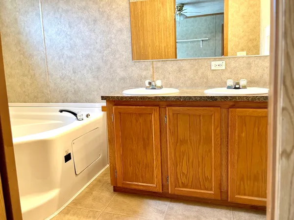 $39,000 | 617 6th Street, Bloomington, IL 61704