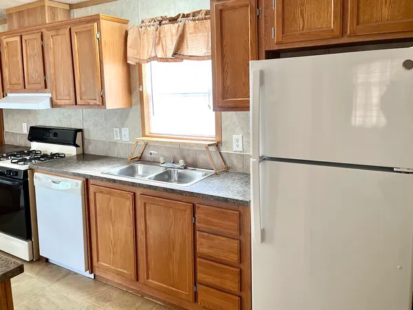 $39,000 | 617 6th Street, Bloomington, IL 61704