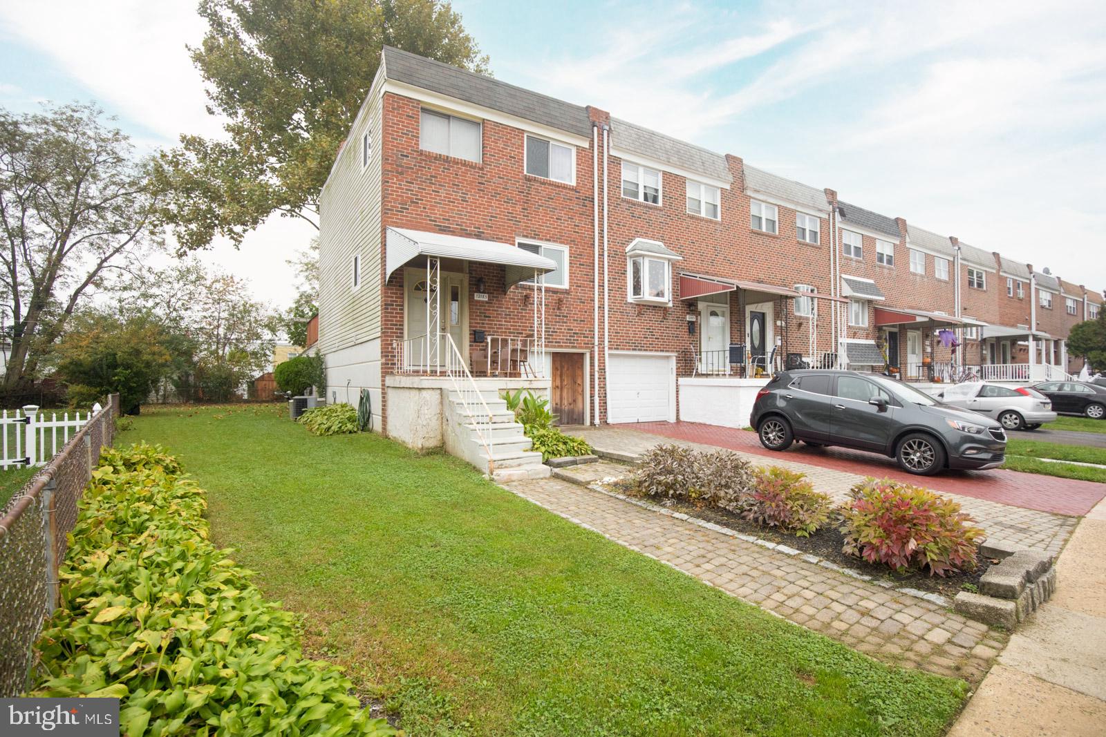 12185 Aster Road Philadelphia, PA 19154 - Photo 1 of 48