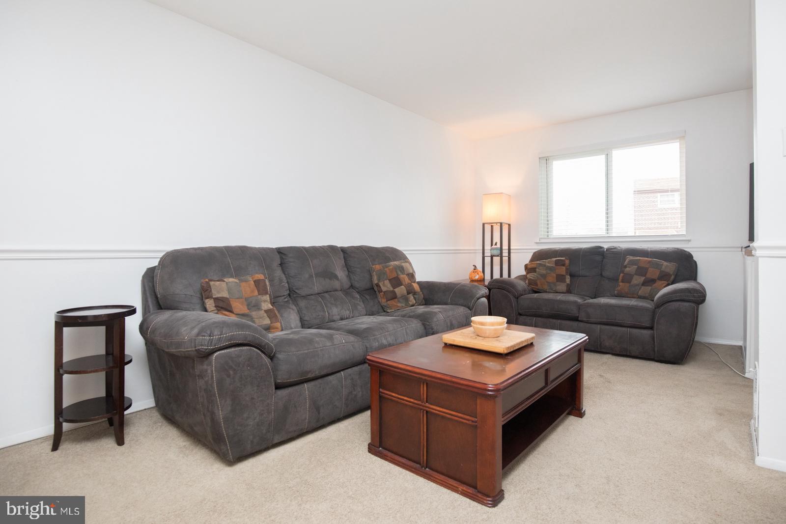 12185 Aster Road Philadelphia, PA 19154 - Photo 5 of 48