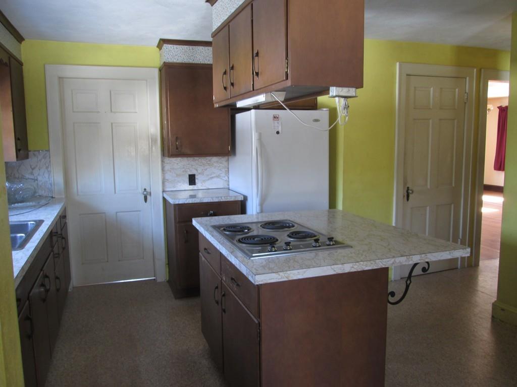 23 Mill Valley Road Belchertown, MA 01007 - Photo 5 of 30 Gallery Image 5