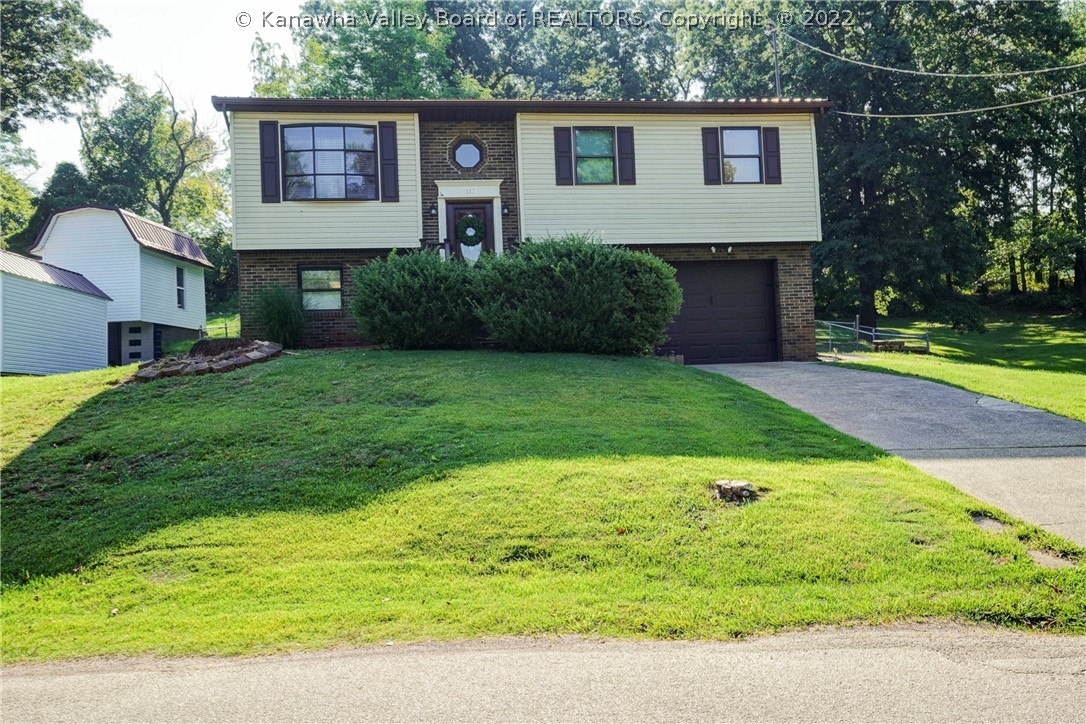 117 Casto Road Charleston, WV 25313 - Photo 1 of 23 Gallery Image 1