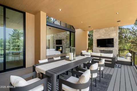 $7,295,000 | 2911 South Solitaires Canyon Drive, Flagstaff, AZ 86005