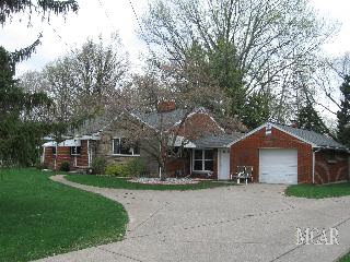 6760 Douglas Road Lambertville, MI 48144 - Photo 1 of 19 6760 Douglas