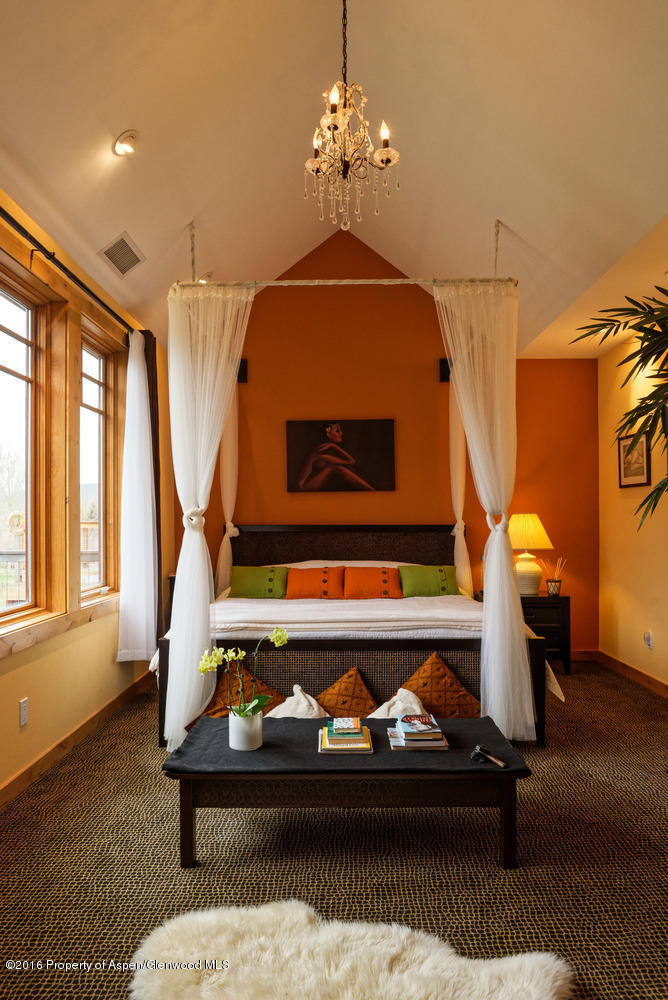 344 Sopris Circle Basalt, CO 81621 - Photo 11 of 31 a living room with furniture