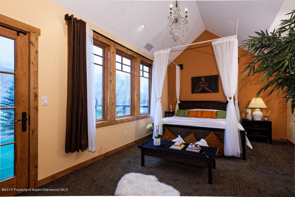 344 Sopris Circle Basalt, CO 81621 - Photo 12 of 31 a living room with furniture and a window