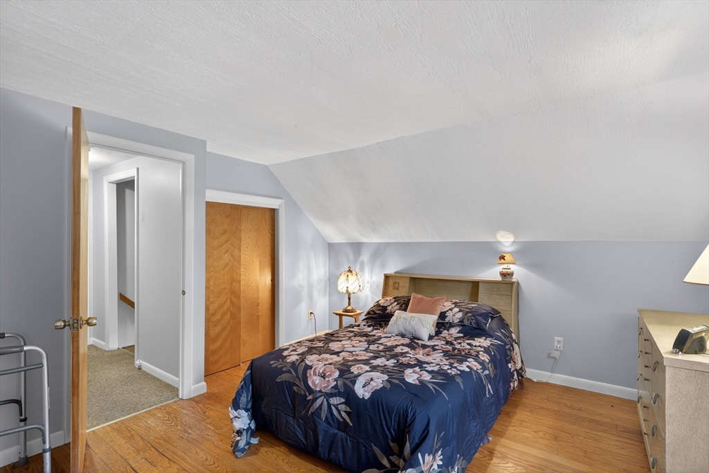22 Myrtle Avenue Acushnet, MA 02743 - Photo 20 of 31