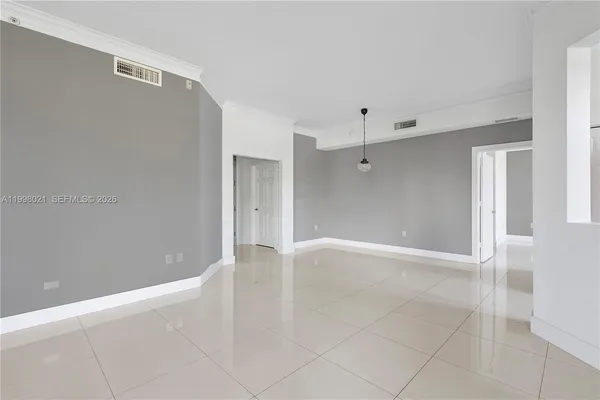 $3,500 | 3001 Northeast 185th Street, Unit 411, Aventura, FL 33180