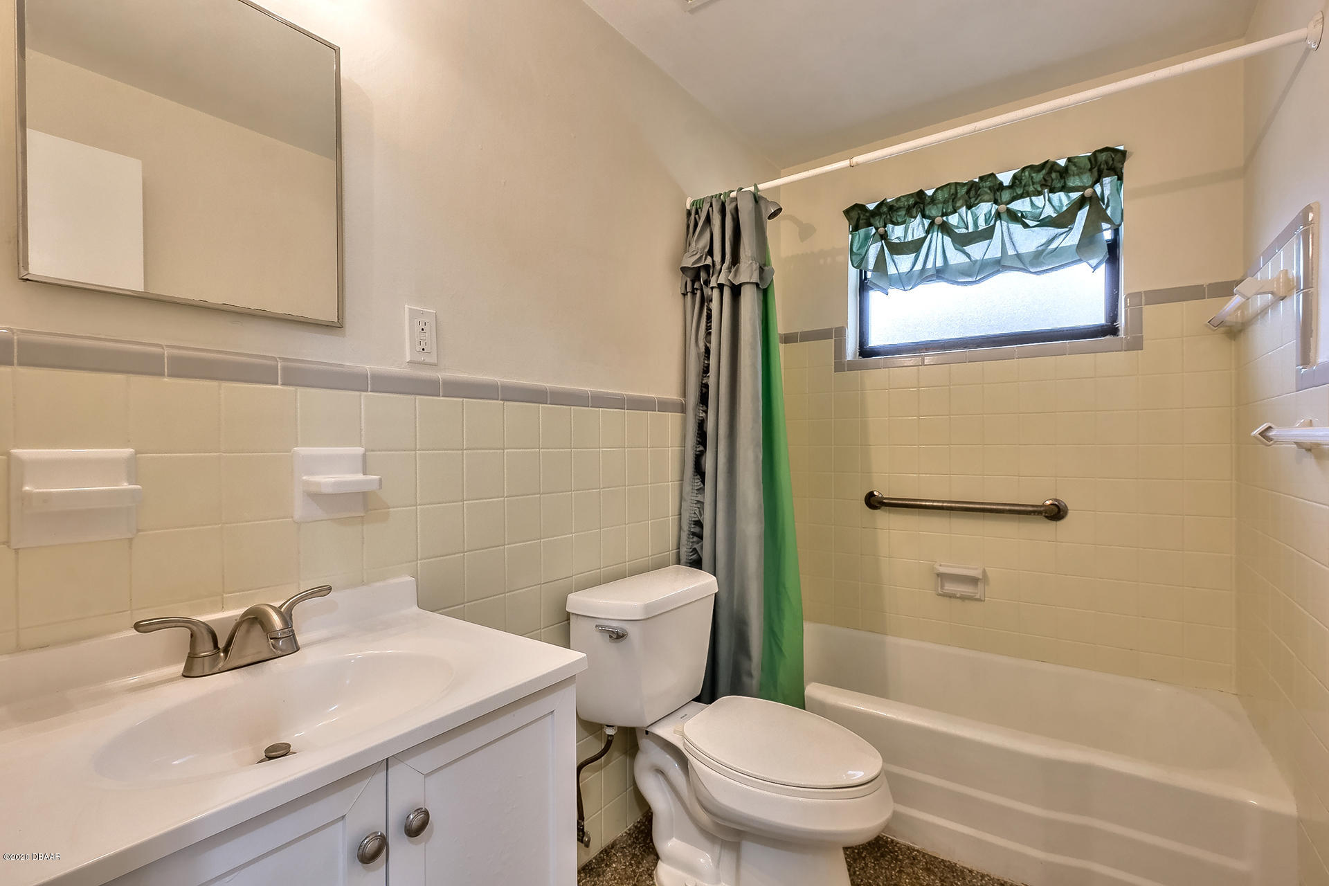 1113 Berkshire Road Daytona Beach, FL 32117 - Photo 13 of 23 1113-14