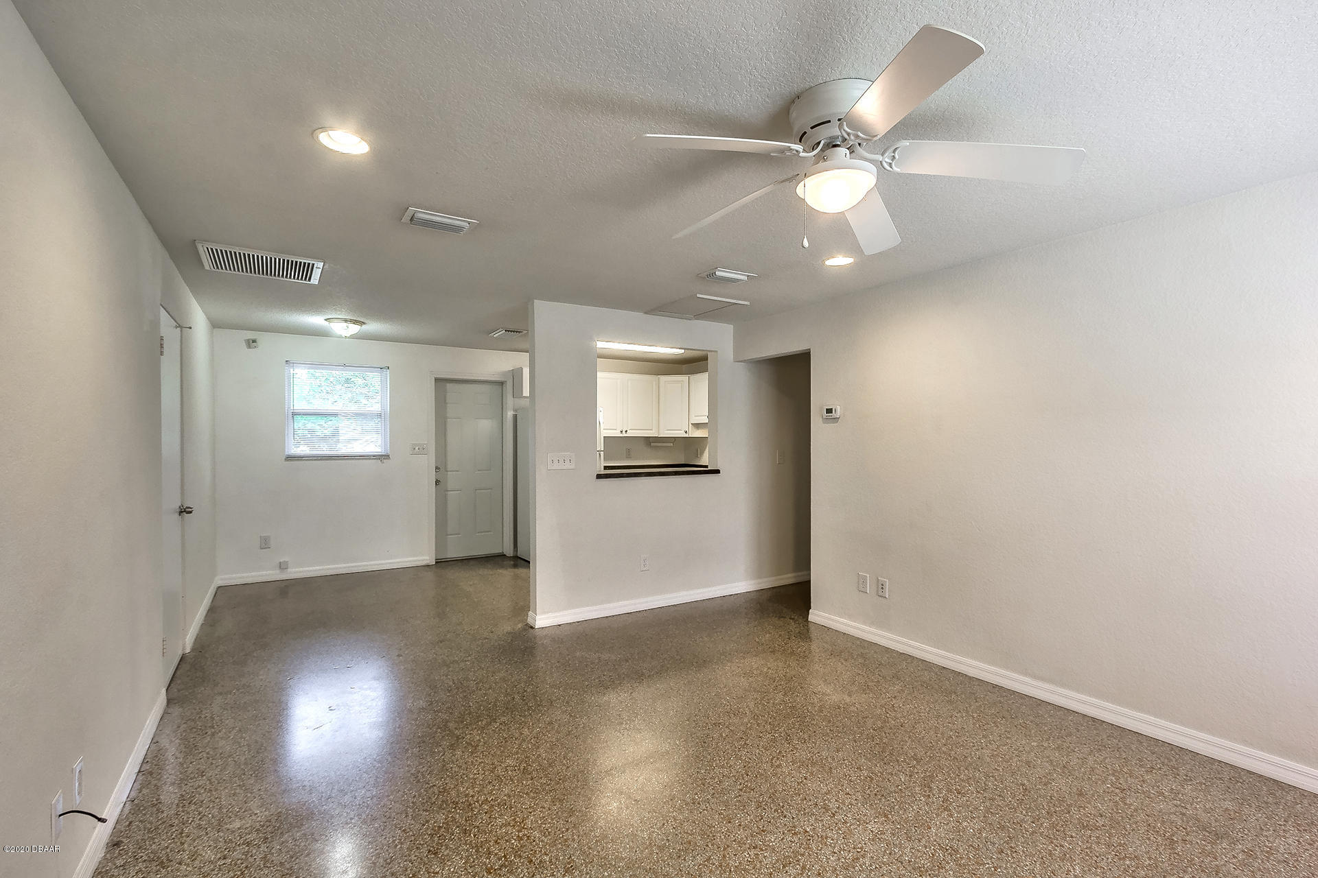 1113 Berkshire Road Daytona Beach, FL 32117 - Photo 4 of 23 1113-5