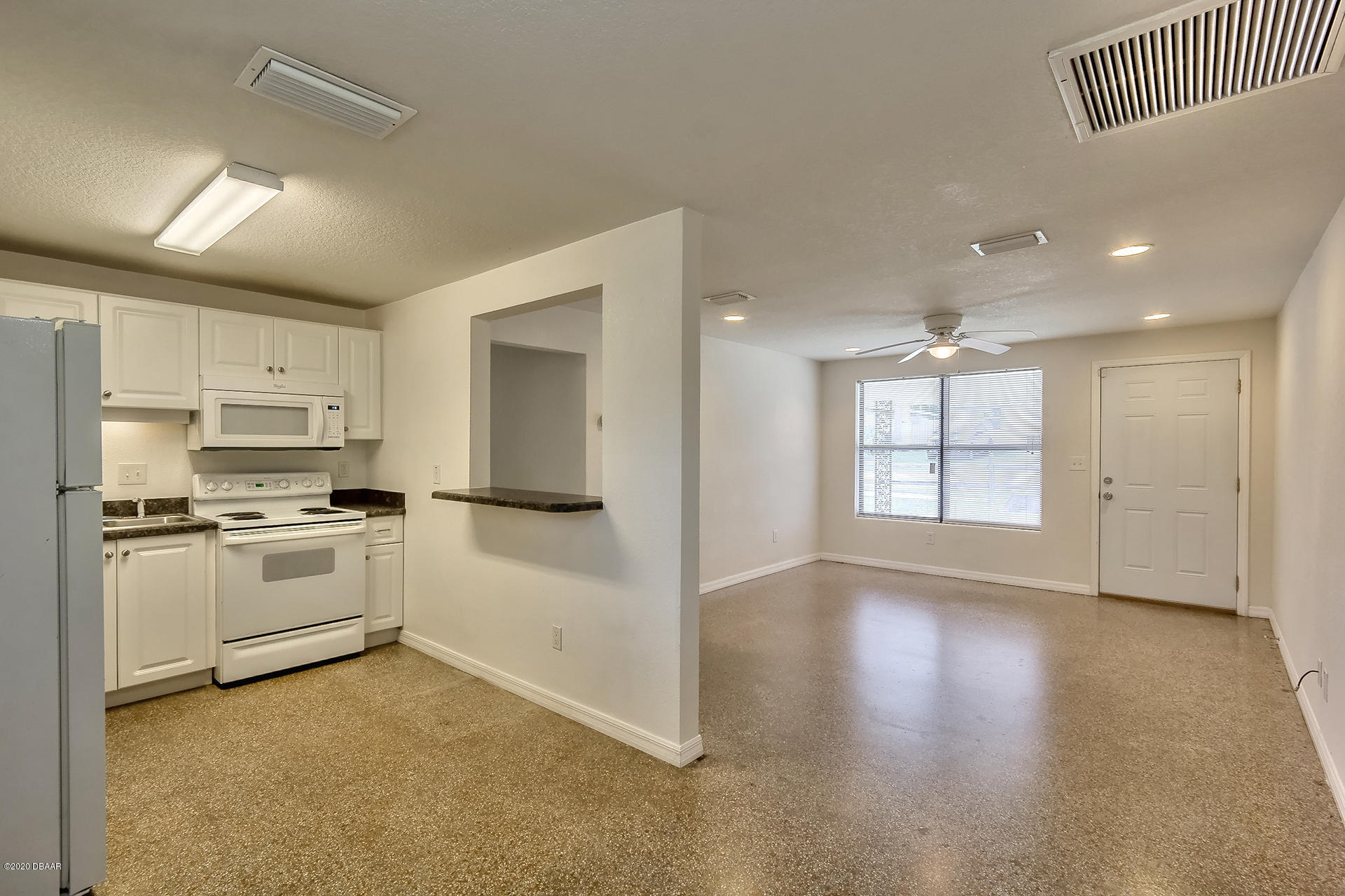 1113 Berkshire Road Daytona Beach, FL 32117 - Photo 7 of 23 1113-8