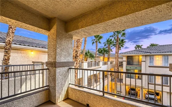 $274,500 | 7151 South Durango Drive, Unit 312, Las Vegas, NV 89113