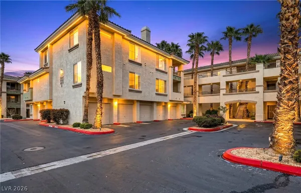 $274,500 | 7151 South Durango Drive, Unit 312, Las Vegas, NV 89113