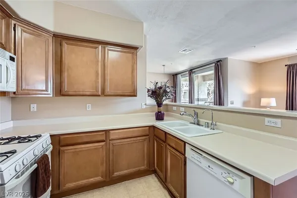 $274,500 | 7151 South Durango Drive, Unit 312, Las Vegas, NV 89113