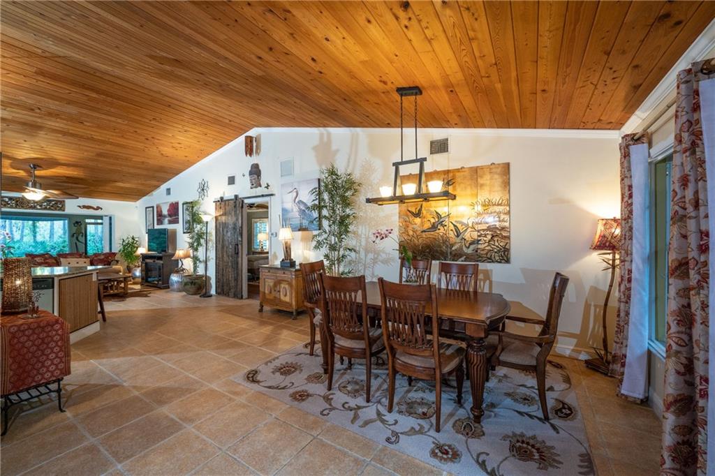 1075 Southeast Salerno Road Stuart, FL 34997 - Photo 9 of 41 Gallery Image 9