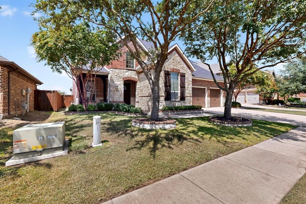 1240 Wedgewood Drive Forney, TX 75126 - Photo 3 of 40